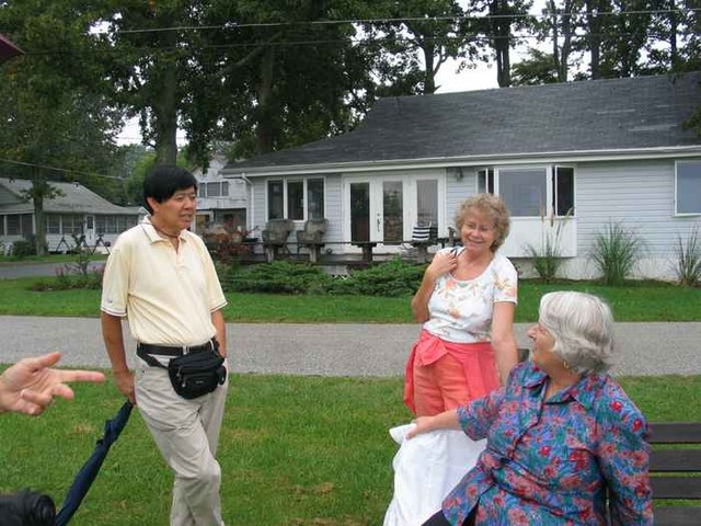 Ernie, Barbara Thomas and Barbara Drexler